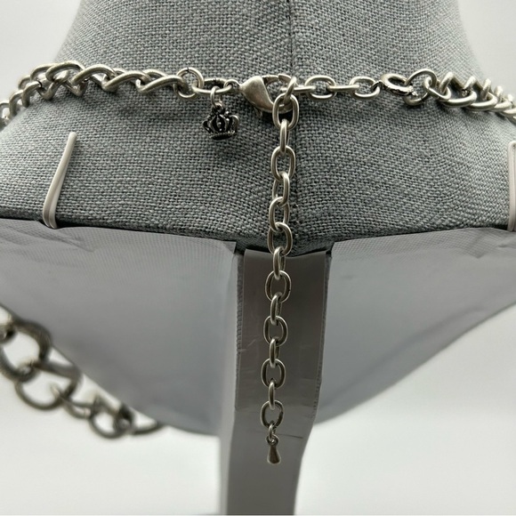 Juice Couture Chunky Silver Tone Double Chain Faux Pearl Adjustable Necklace 20" - Picture 6 of 7